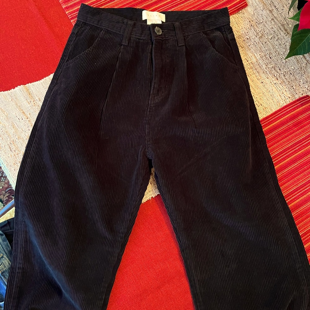Olive Clothing Pintuck Cord
